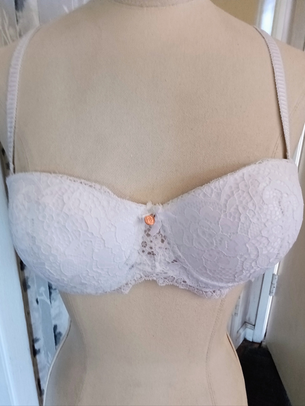 Marilyn Monroe White Underwrite Balconette Bra Size 34C